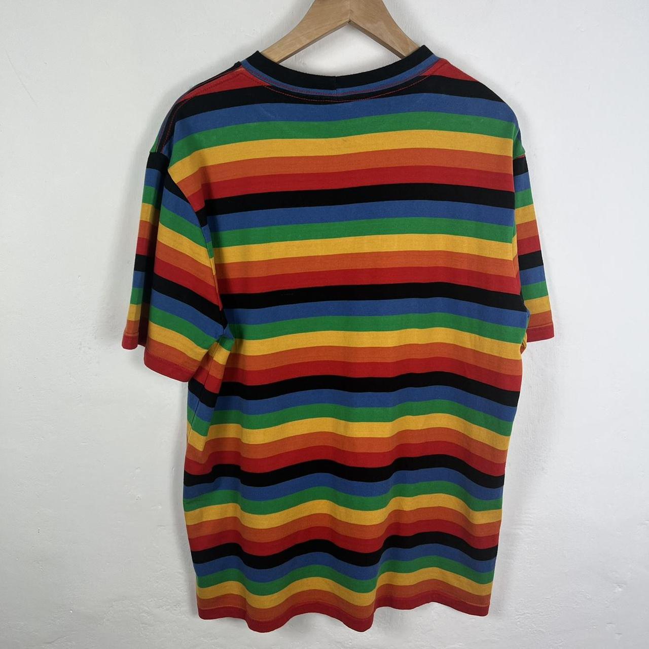 Guess USA farmers market t shirt medium