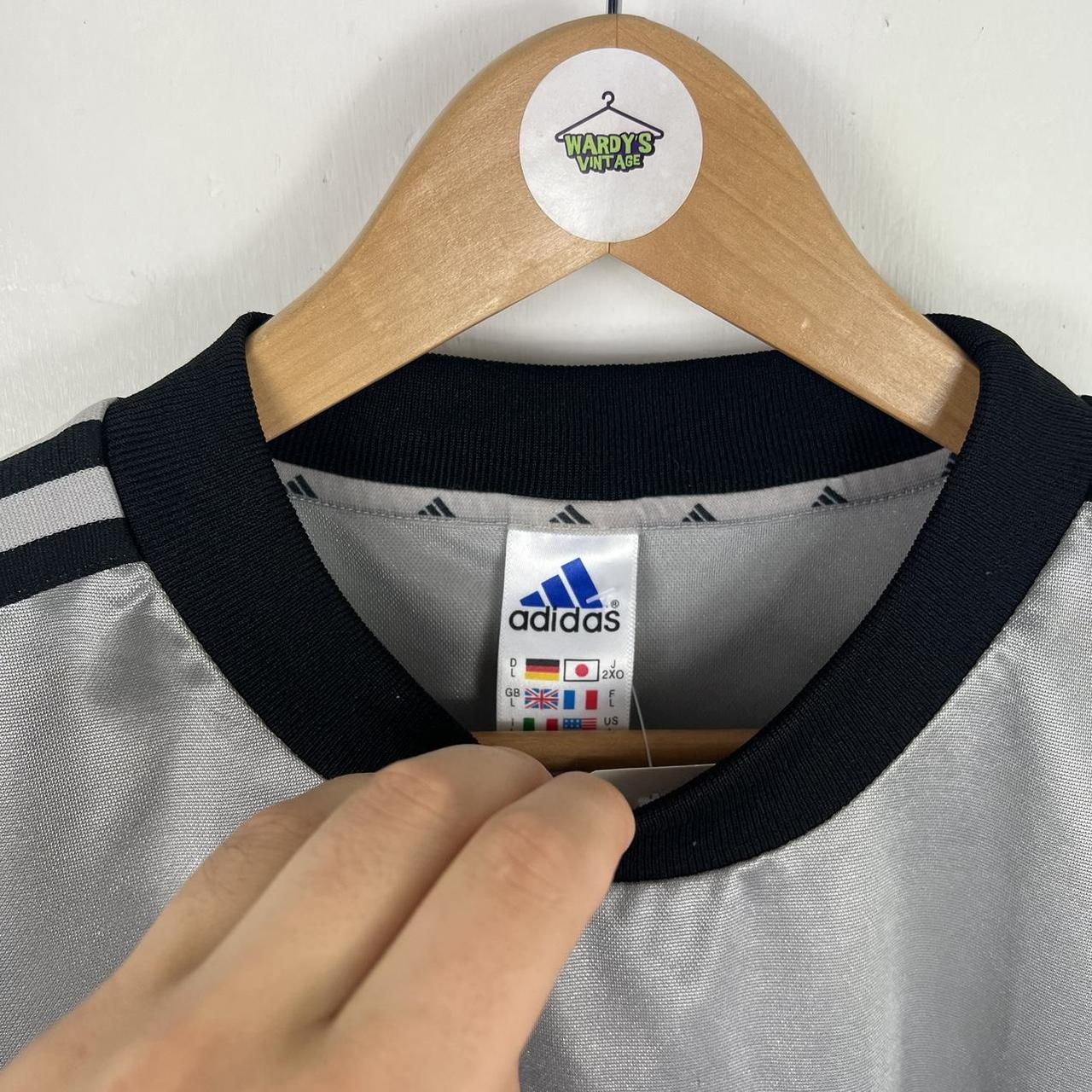 Adidas t shirt grey colourway XL