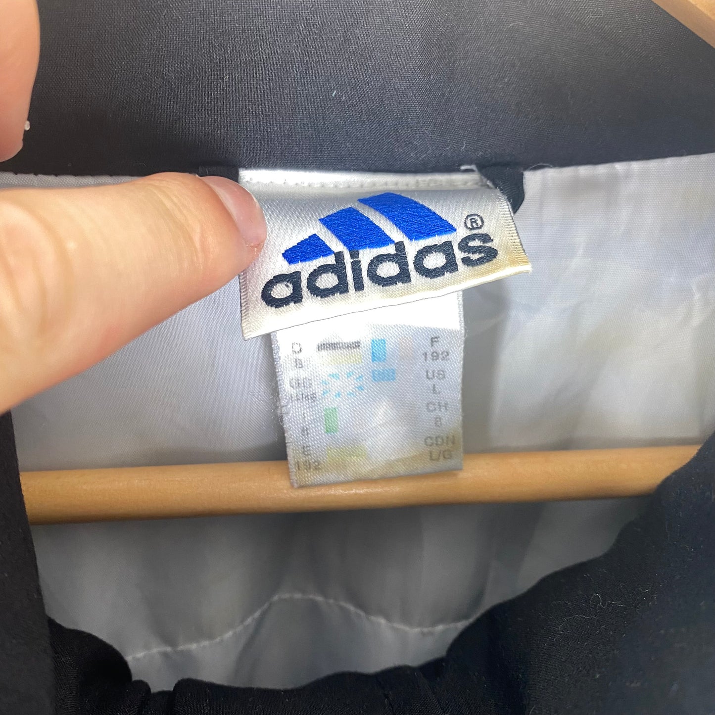 Adidas 90s jacket XL