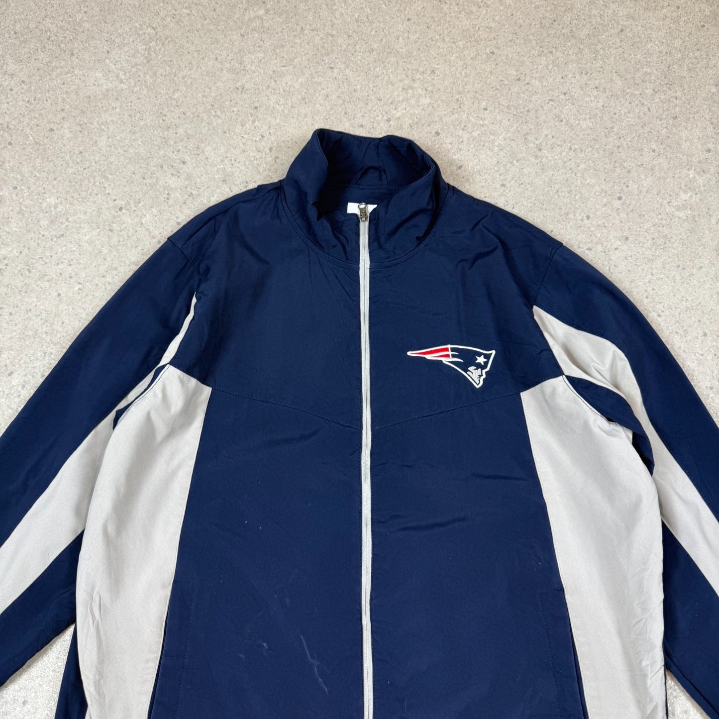 NFL New England Patriots Jacket XL Water Resistant Embroidered Logo