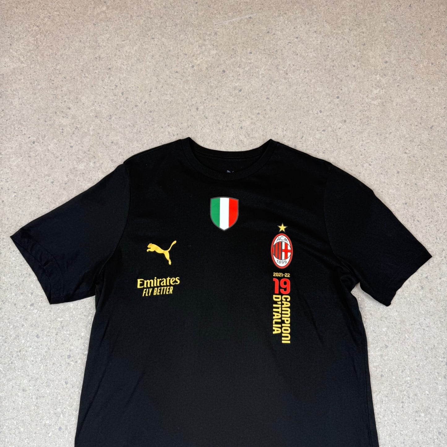 Puma AC Milan T Shirt Medium Black 2021 Champions Relax Fit