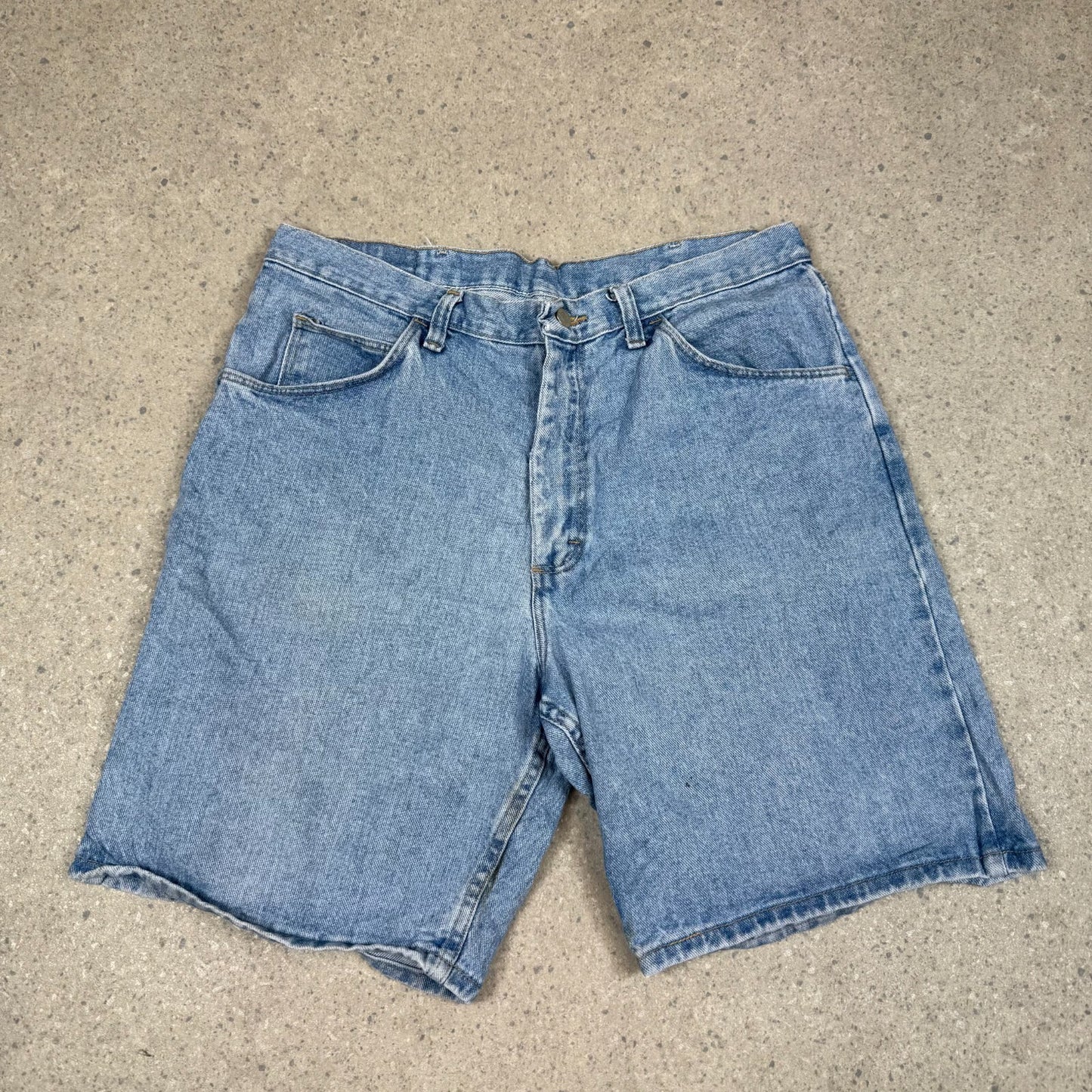 Wrangler Jorts 34” Blue Denim Relaxed Fit