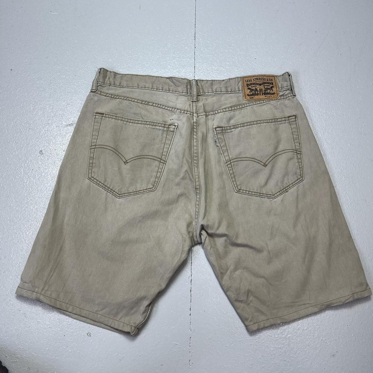 Levis cream jorts 36”