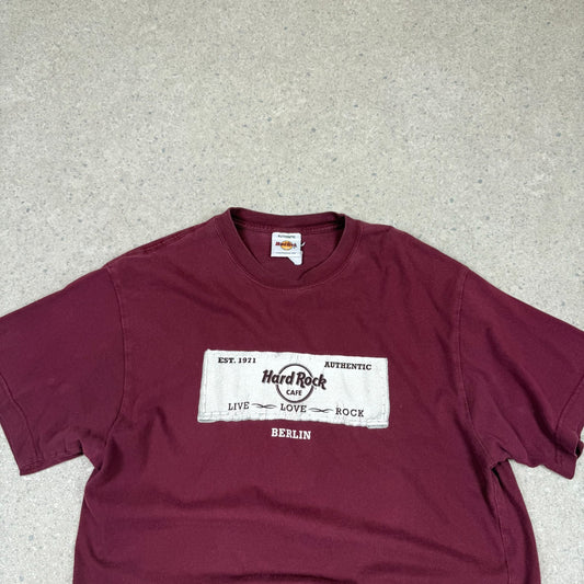 Hard Rock Cafe Berlin T Shirt Medium Burgundy Colourway