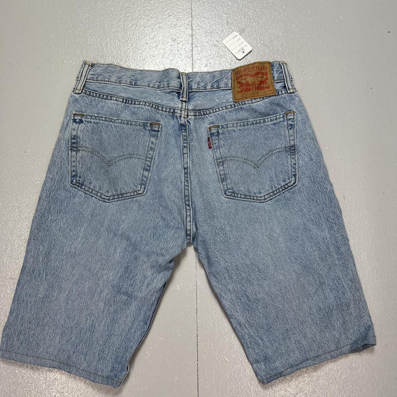 Levi’s jorts 30”