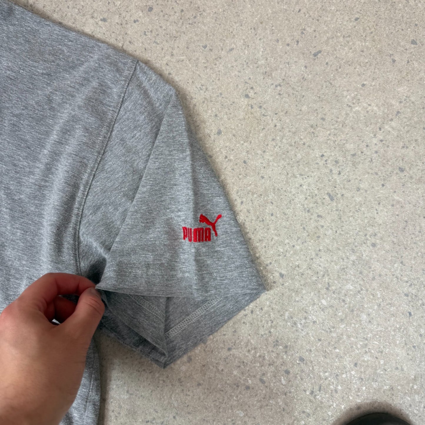 Puma T Shirt XL Grey Embroidered Logo Y2K Oversized Fit Short Sleeve