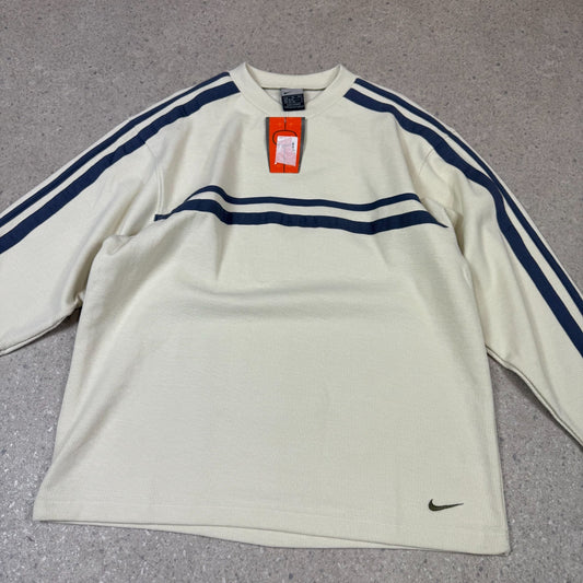 Nike sweatshirt Small  Cream / Grey Silver Tag Embroidered Swoosh Vintage