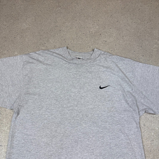 Nike T Shirt XXL 90s Made in UK Grey Colourway Embroidered Swoosh Relaxed Fit