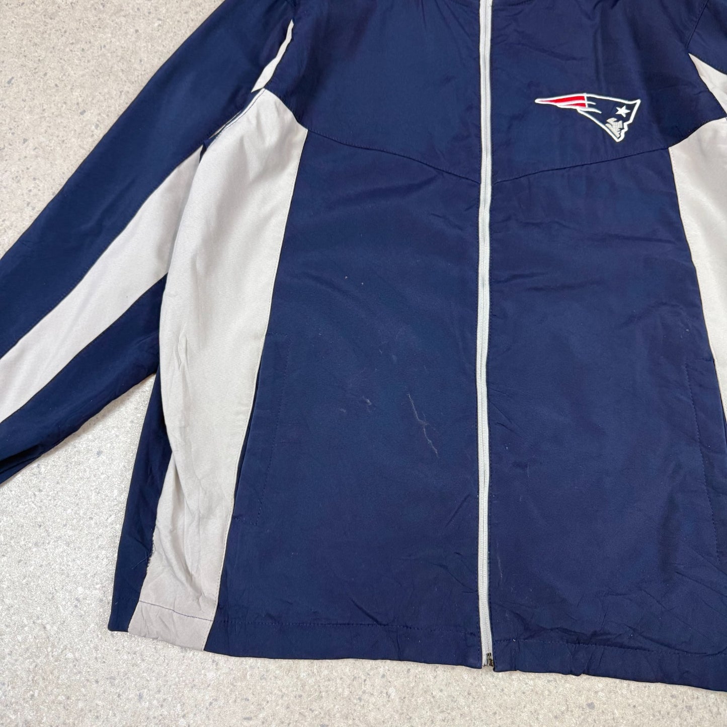 NFL New England Patriots Jacket XL Water Resistant Embroidered Logo