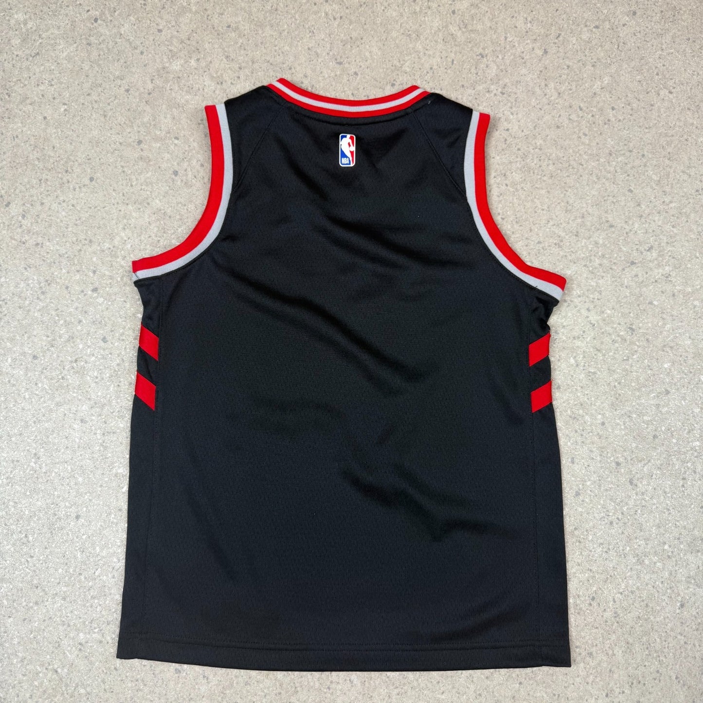 NBA Nike Jersey XS Black Red  Raptors Logo