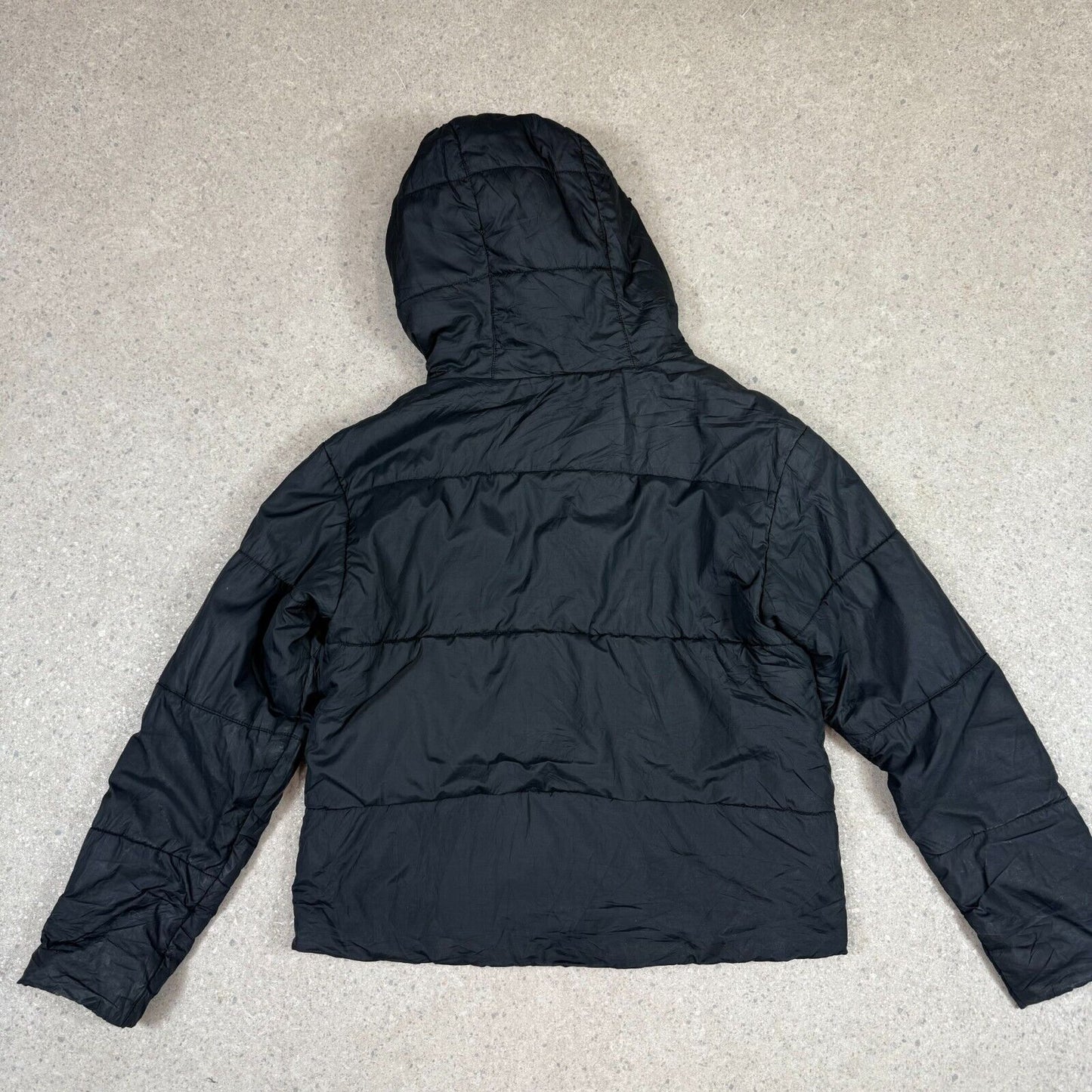 Nike Puffer Jacket Small Black Colourway