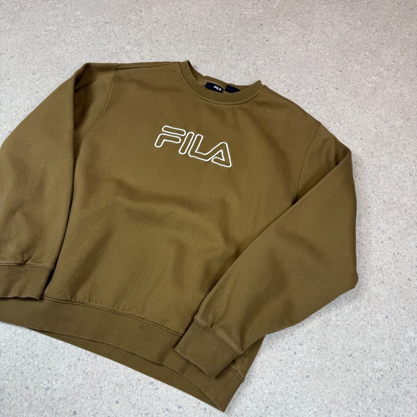Fila Sweatshirt XL Khaki Colourway Embroidered Logo Y2K