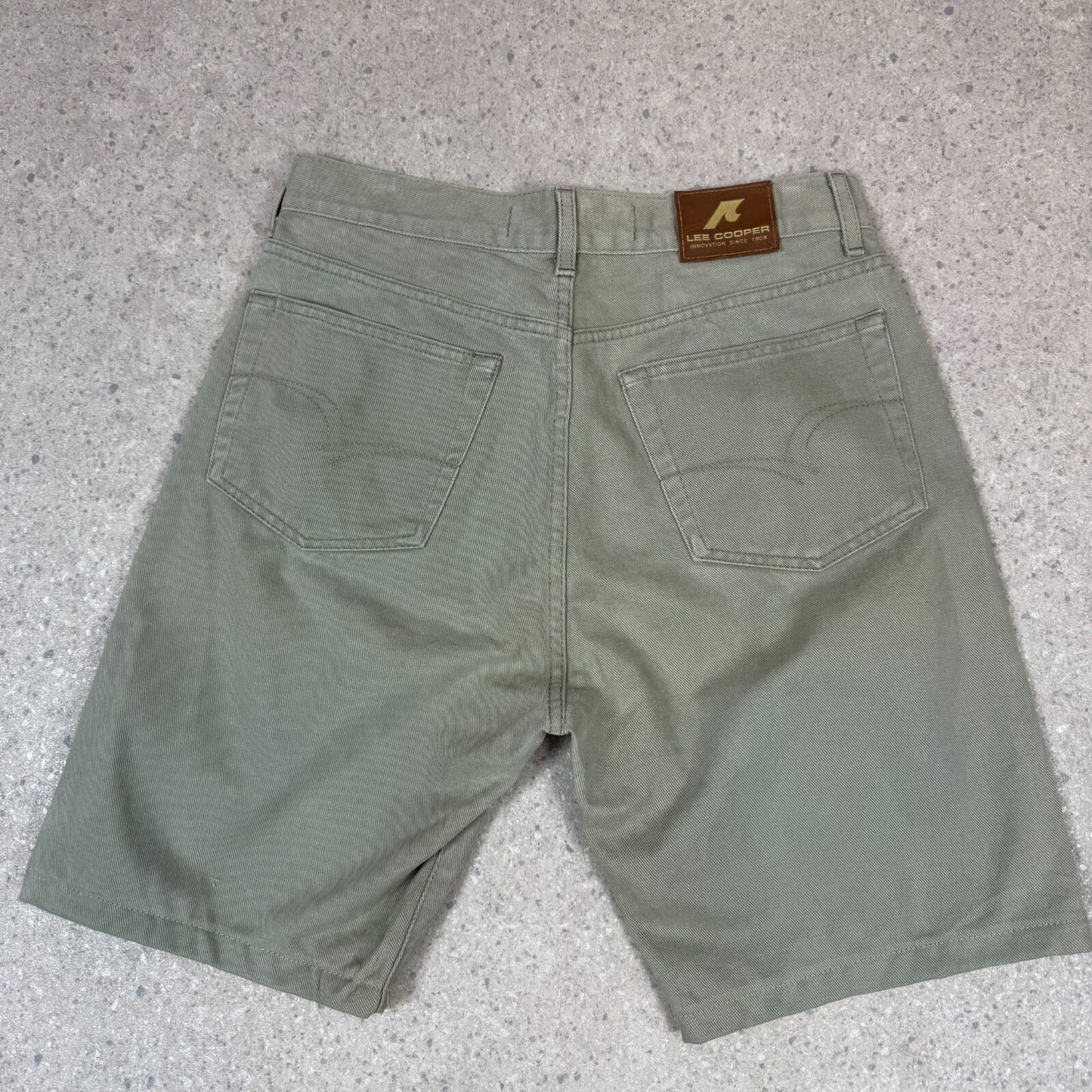 Lee Copper Shorts 30” Beige Colourway Leather Badge
