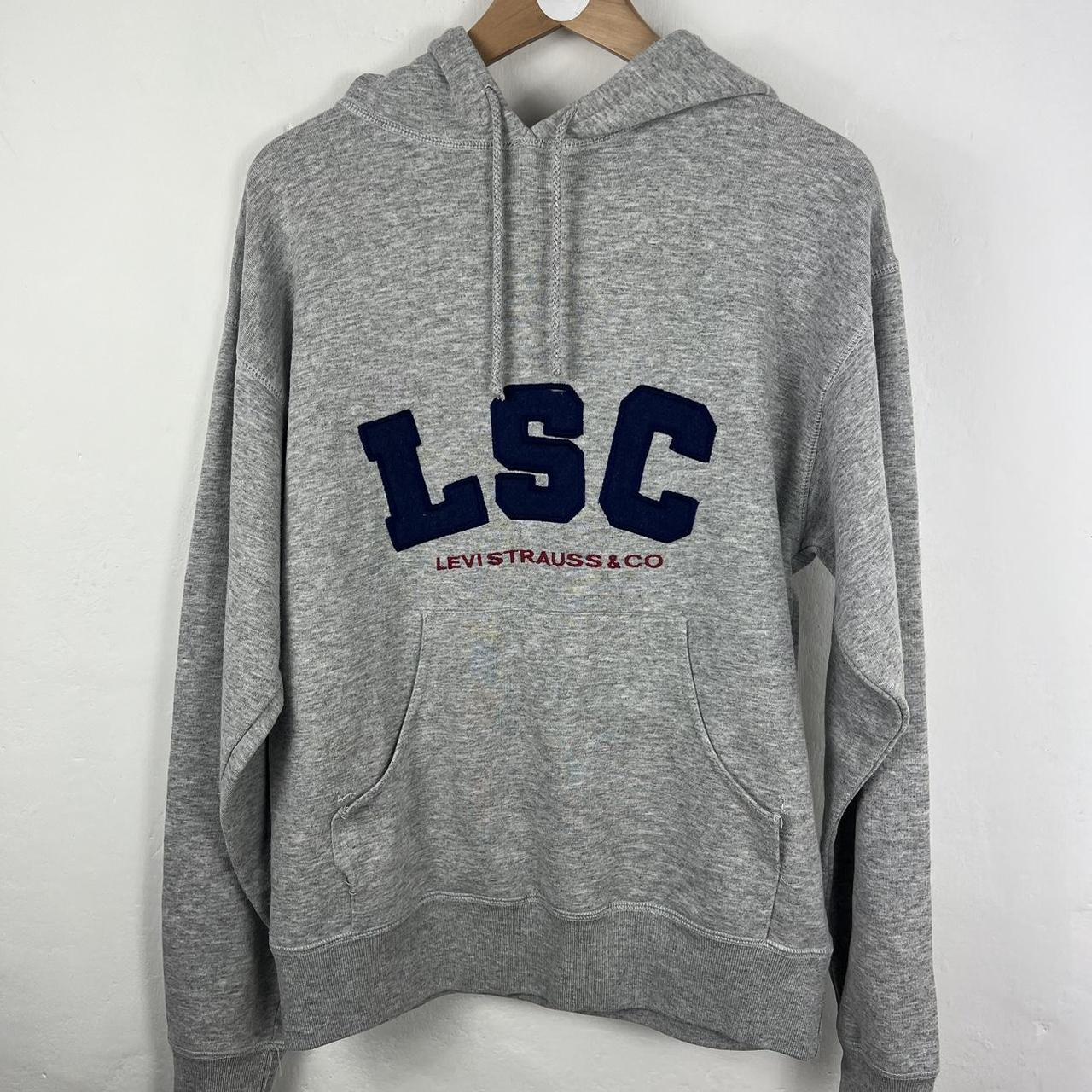 Levi’s hoodie small