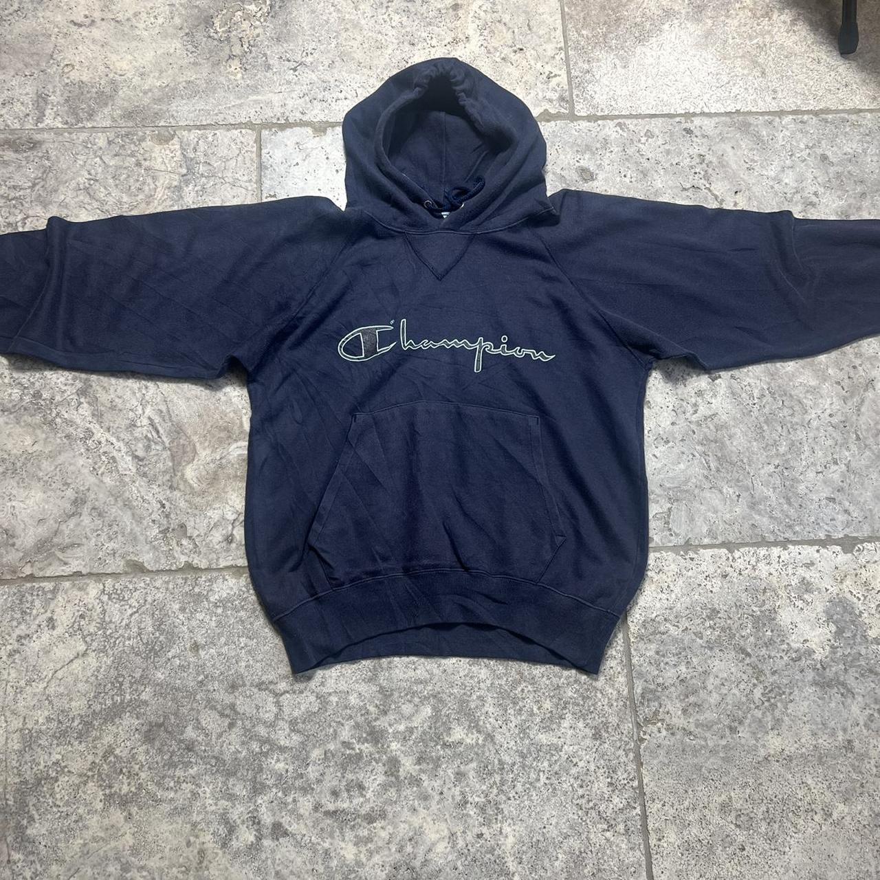 Champion hoodie small