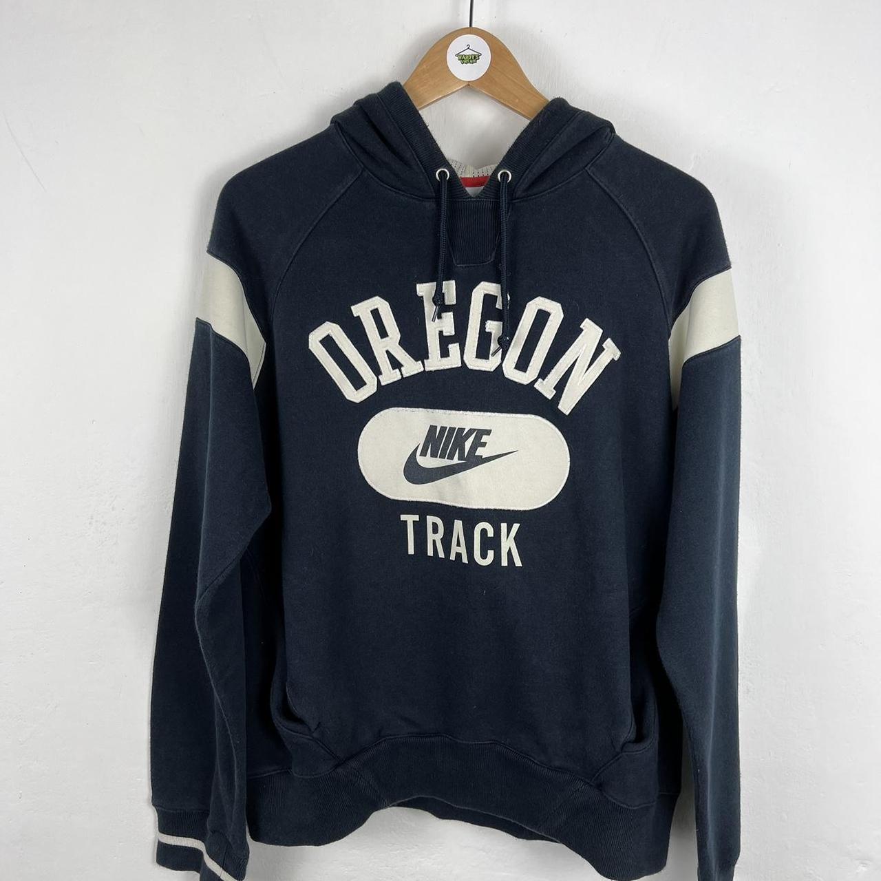 Nike spellout hoodie small