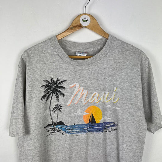 Maui graphic t shirt medium