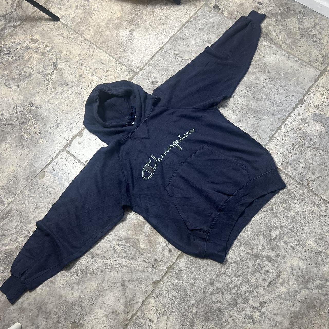 Champion hoodie small