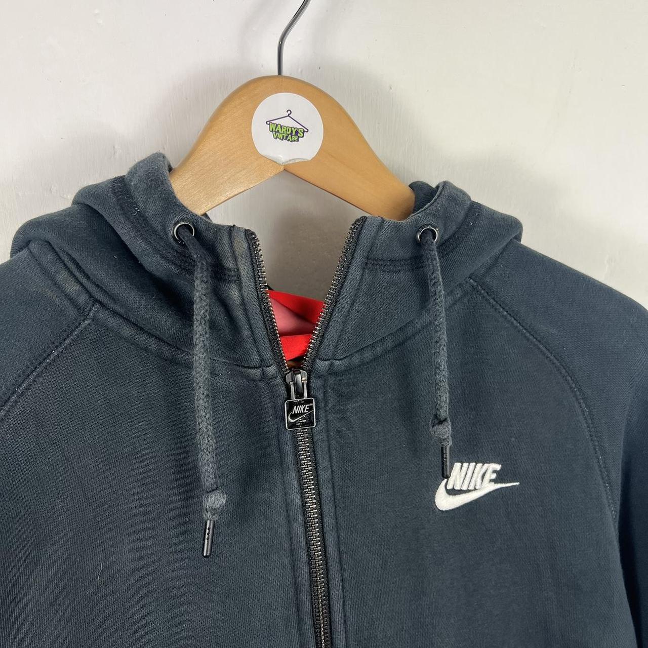 Nike club hoodie large