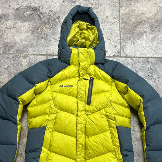 Columbia puffer jacket medium / large