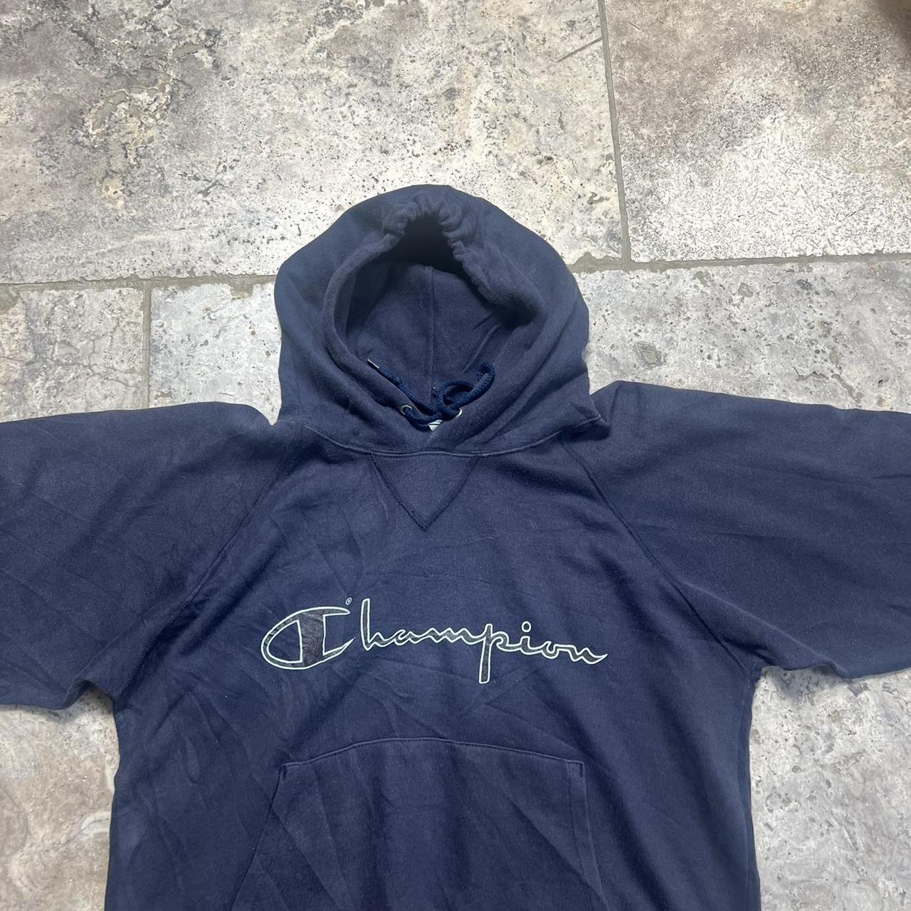 Champion hoodie small