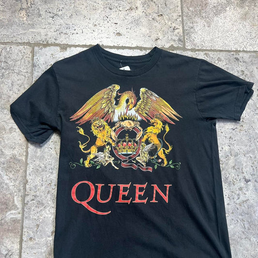 Queen band t shirt xs/s