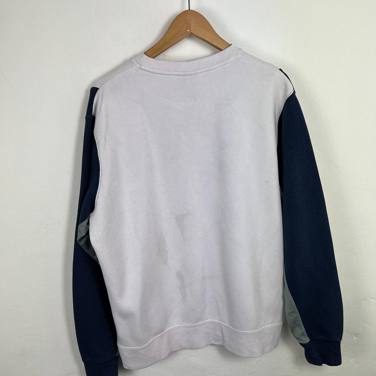 Nike spellout sweatshirt medium